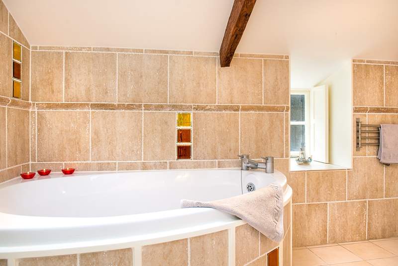 Why not run yourself a bath and relax... you are on holiday!