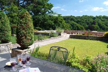 The sunny garden.