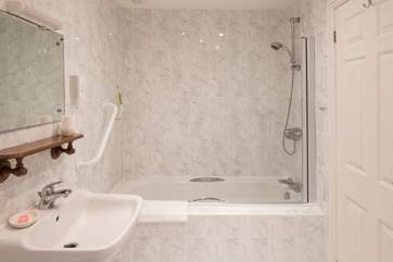 The en suite bathroom for bedroom 1.
