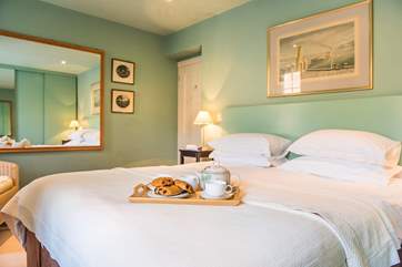 Breakfast in bed - don't mind if I do!