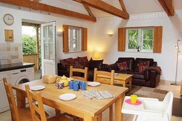 Looking across from the kitchen/diner to the comfy sofas.