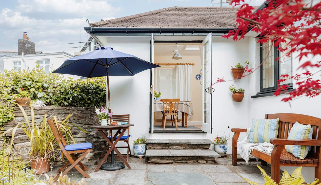 Tucked away in the heart of the village, you will simply relax into this gorgeous abode.