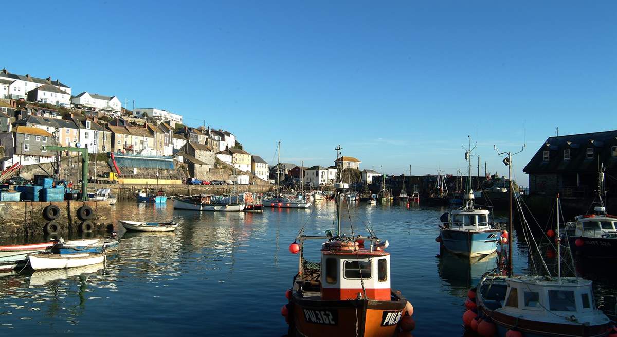 Mevagissey harbour is a level stroll from the cottage.