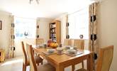 The nicely furnished dining-area. - Thumbnail Image