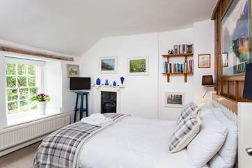 Beautiful linen compliment this bright room.