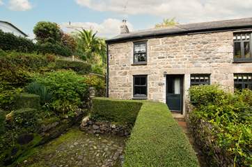 Tintin is an end of terrace lovely old miners cottage.