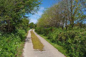 The lanes to the cottage are narrow in places, but there are lots of passing places along your route.