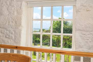 The large picture window with unobscured far reaching countryside views - and on a clear day you can see the sea!