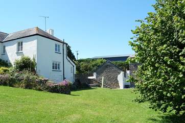 The farmhouse showing the annexe to the right which can provide extra accommodation for two people.
