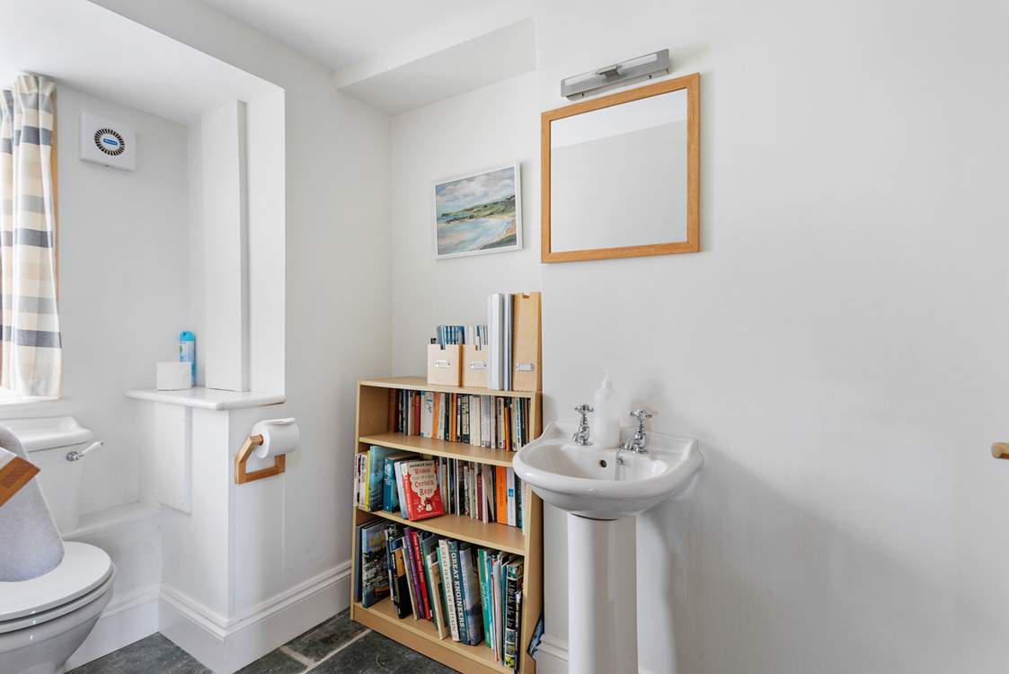 The charming downstairs cloakroom.