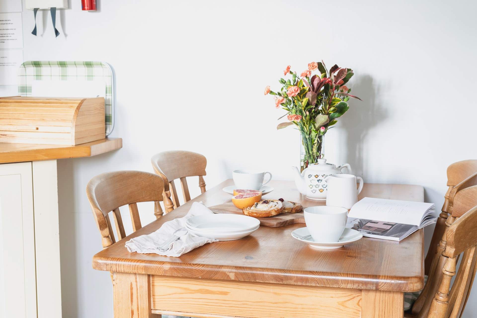 Make plans over breakfast.