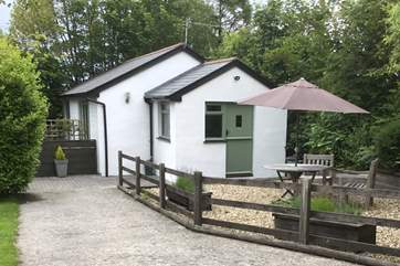 Moonstone is a perfect bolthole, peaceful, beautifully presented and with paddocks to walk in as well as the enclosed courtyard garden.