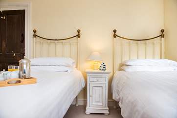 Another twin bedroom.