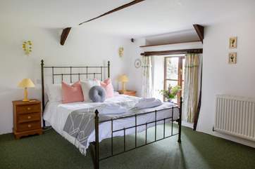 The romantic double bedroom on the first floor.