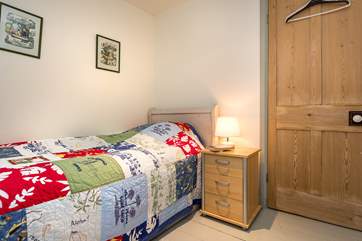 One of the single bedded rooms.