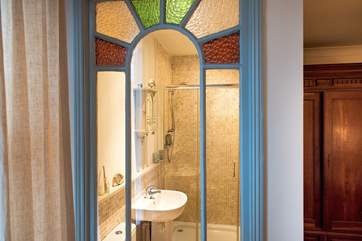 The en suite to Bedroom 1.
