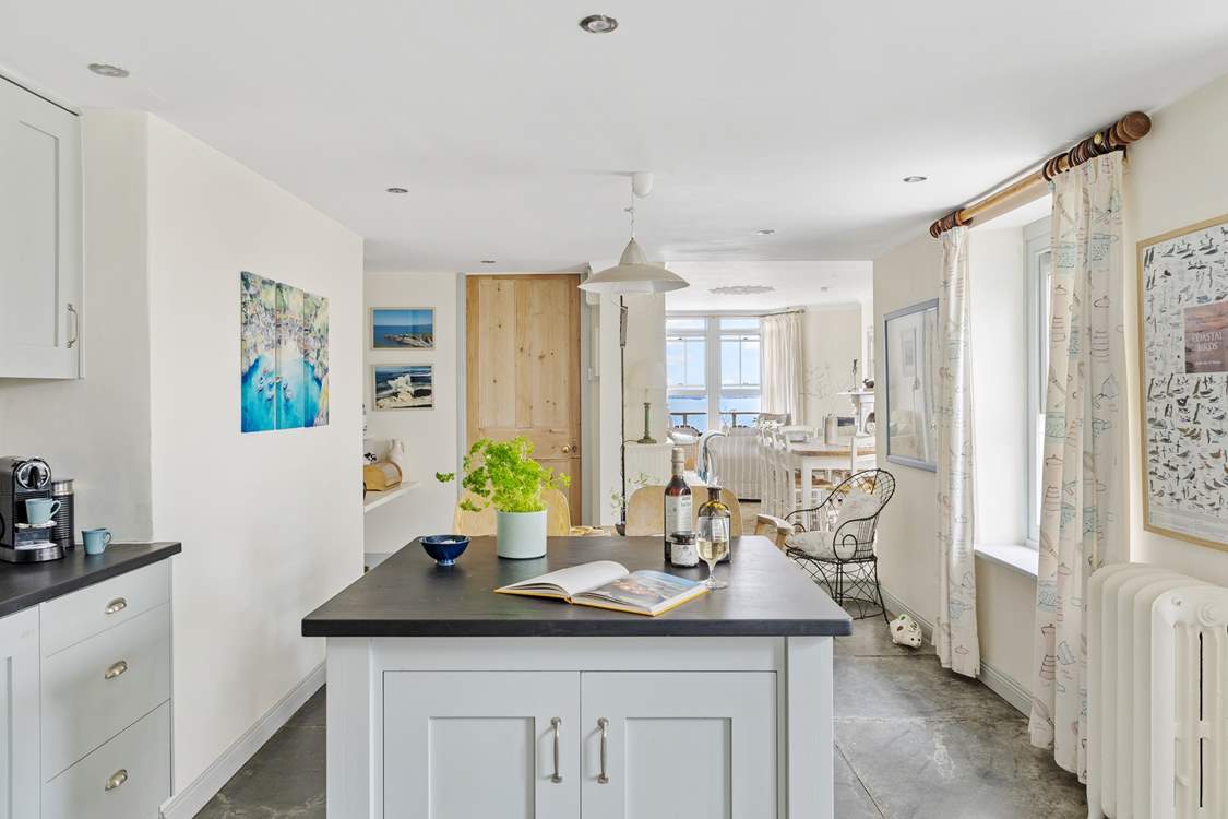 Pitch up at the kitchen island for a quick morning cuppa.