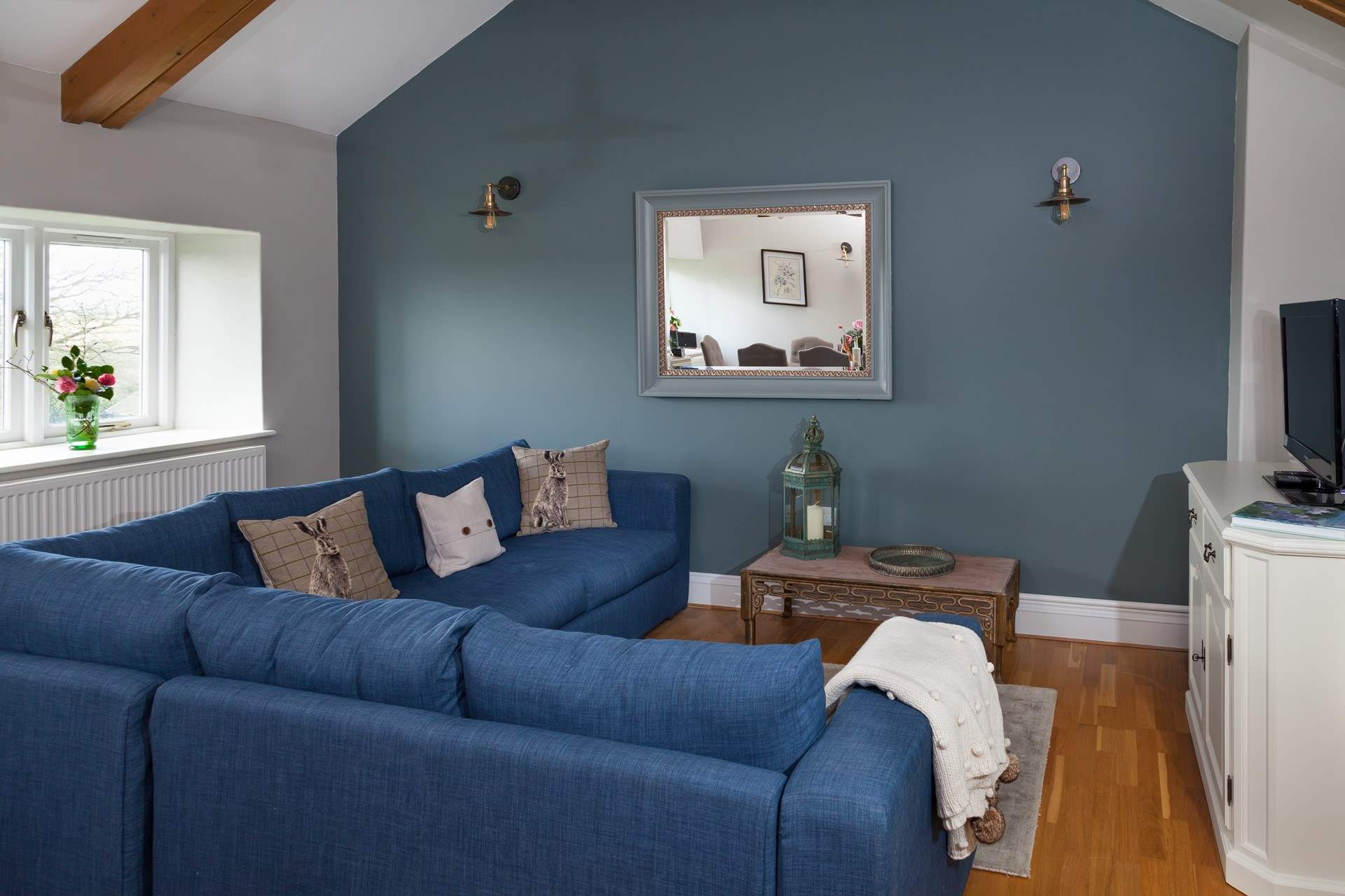 The perfect place to relax with beautifully styled tones.