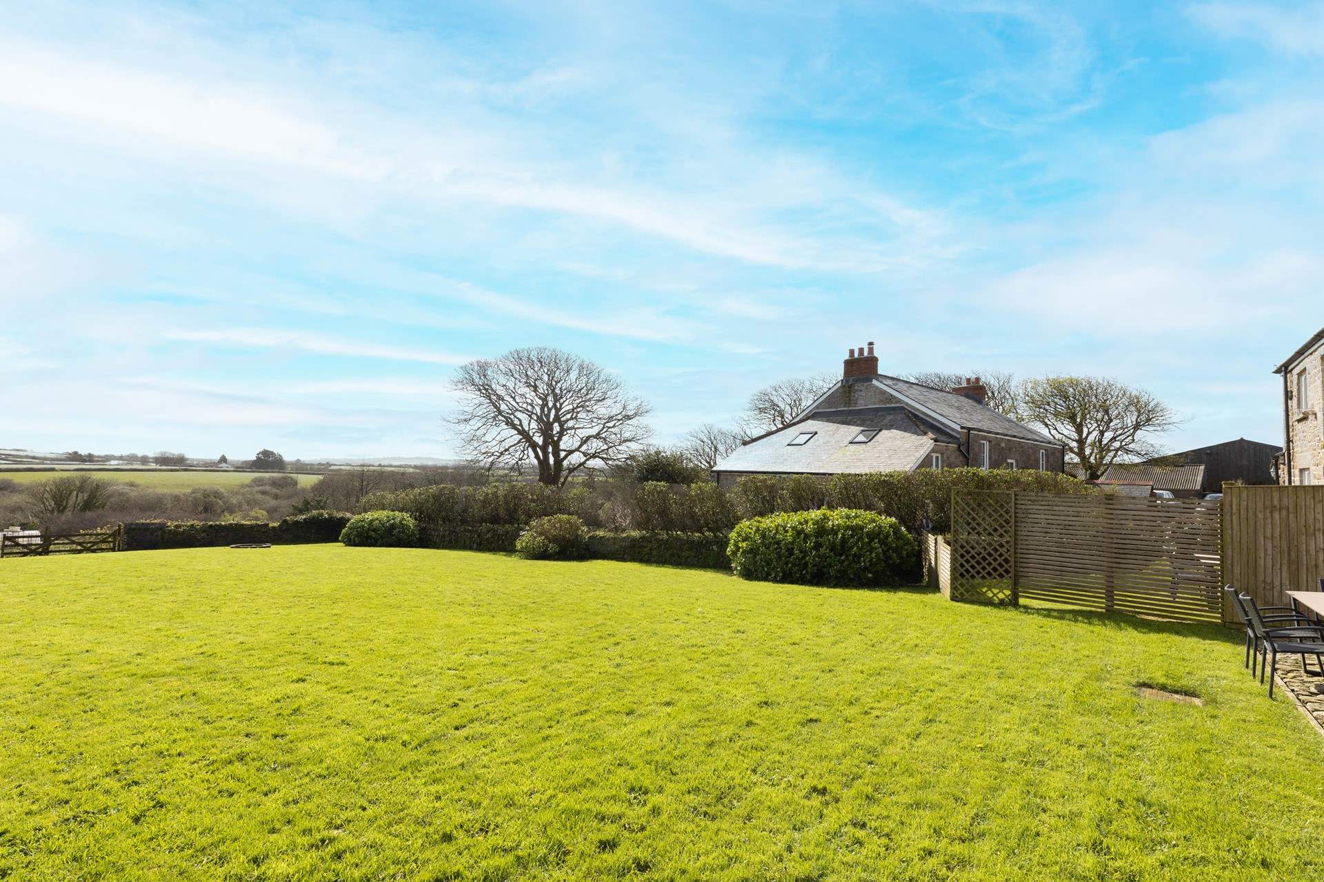 Burnfoot has a small garden next to Gilly Barn which is separated by a fence. 