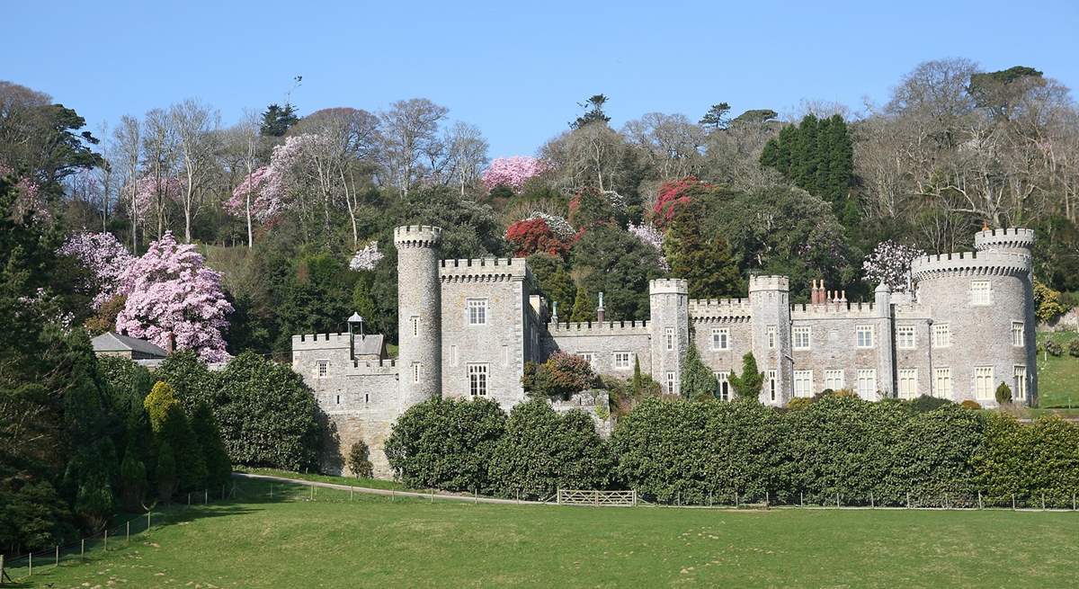 The owner of the barns is also the custodian of the Caerhays Estate near St Austell, come and visit during  your stay.