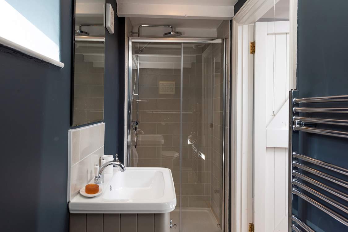 The en suite to the master bedroom.