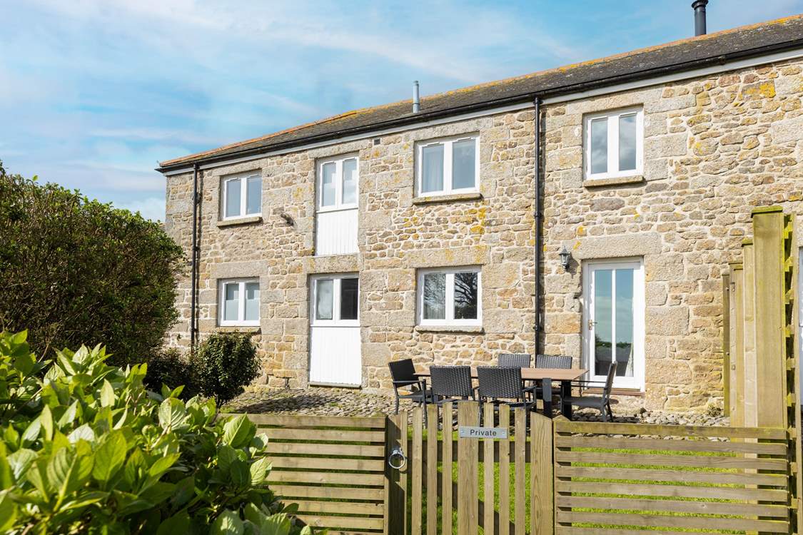 There is a second seating area to the rear of the barn to relax at the end of the day so you can follow the sun depending on the time of day.
