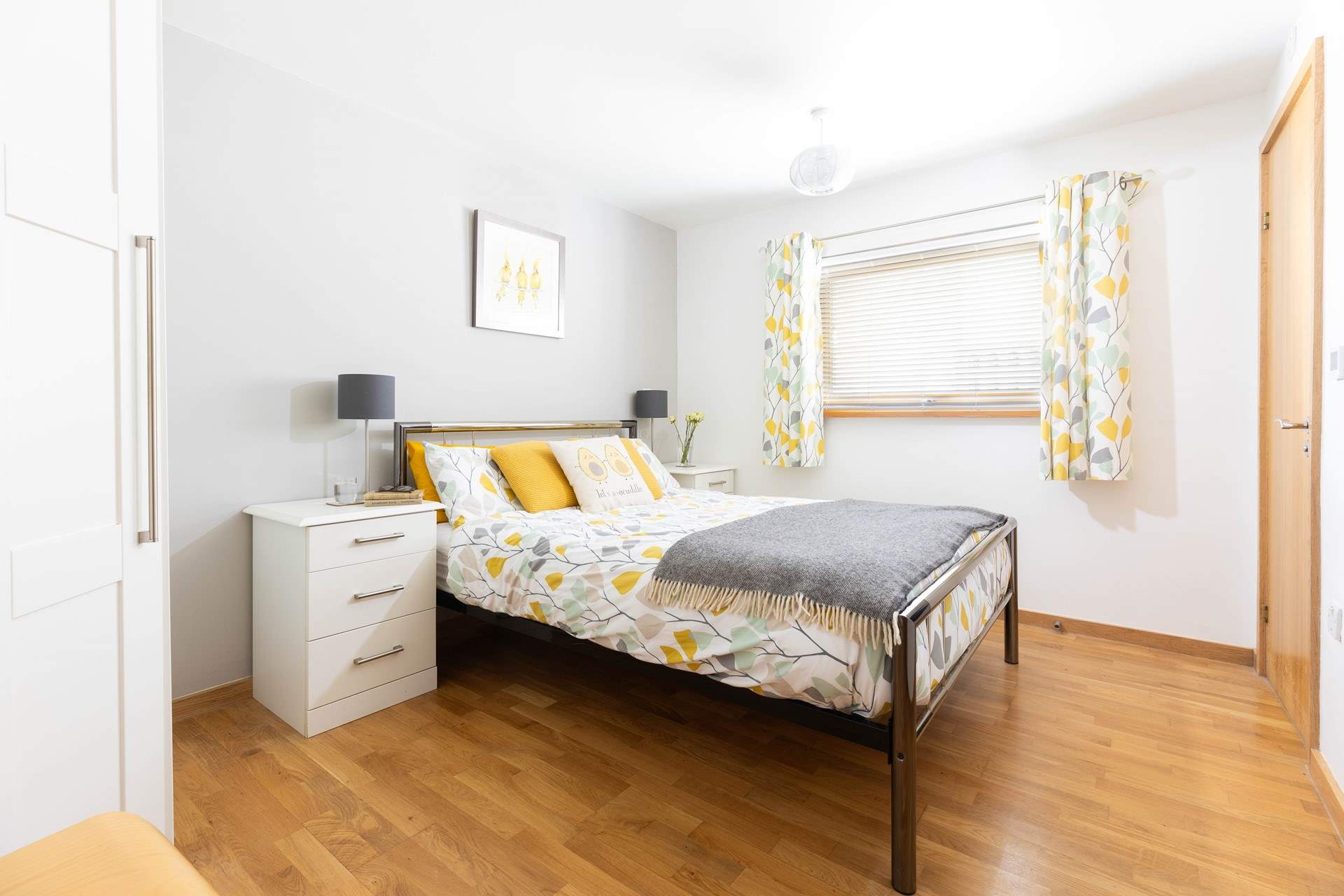 There is ample of storage in the main bedroom. 