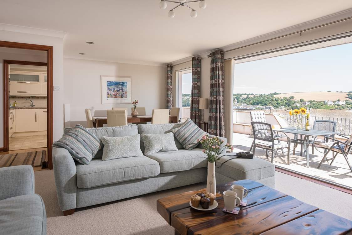 Relax on the sofas whilst looking out to sea.