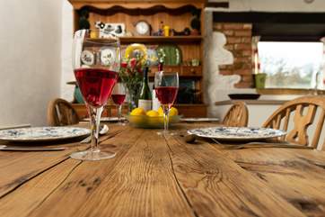 This is an ideal place to relax, a cosy cottage, a very pretty village, at the heart of Somerset.