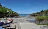 The beach at Port Gaverne. - Thumbnail Image