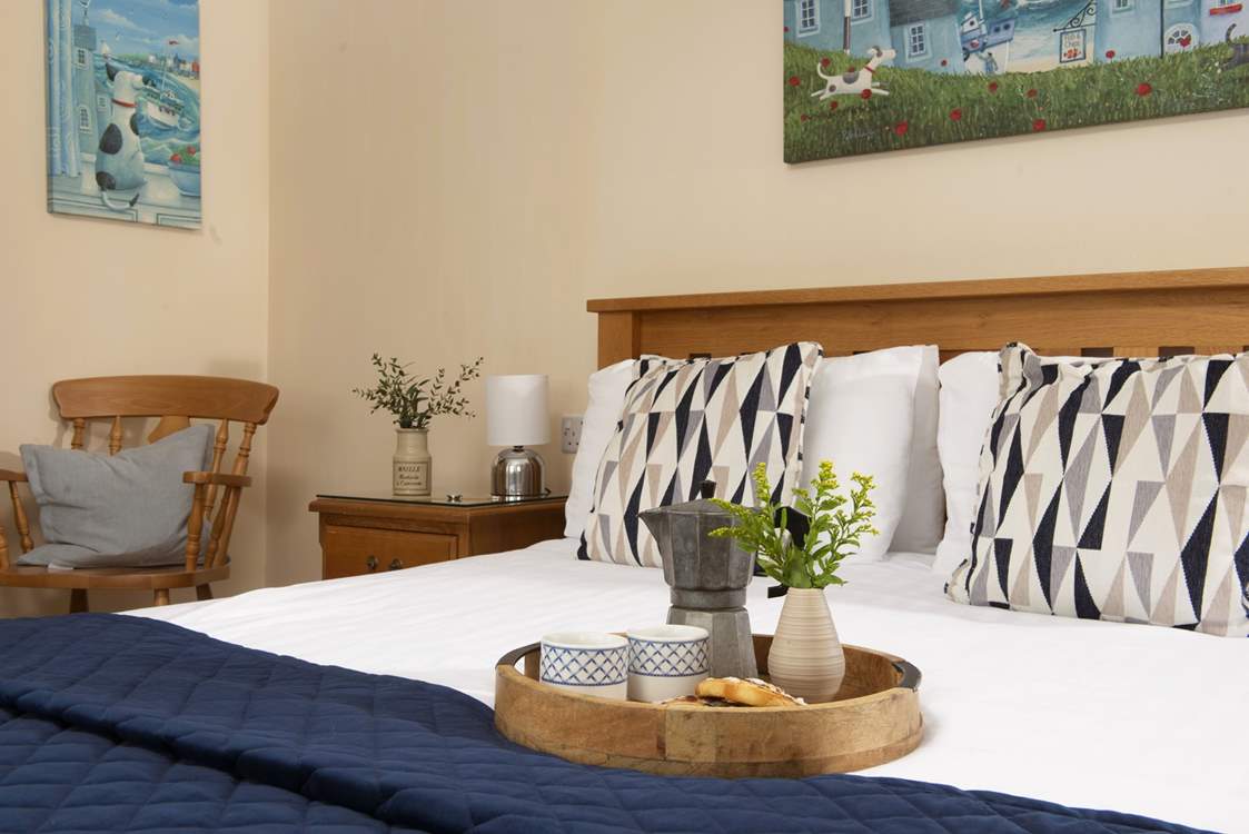 Enjoy a cup of coffee in bed while looking out at the stunning views.