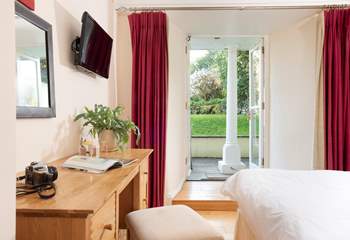 Come and treat yourself to a well deserved break at The Garden Apartment.