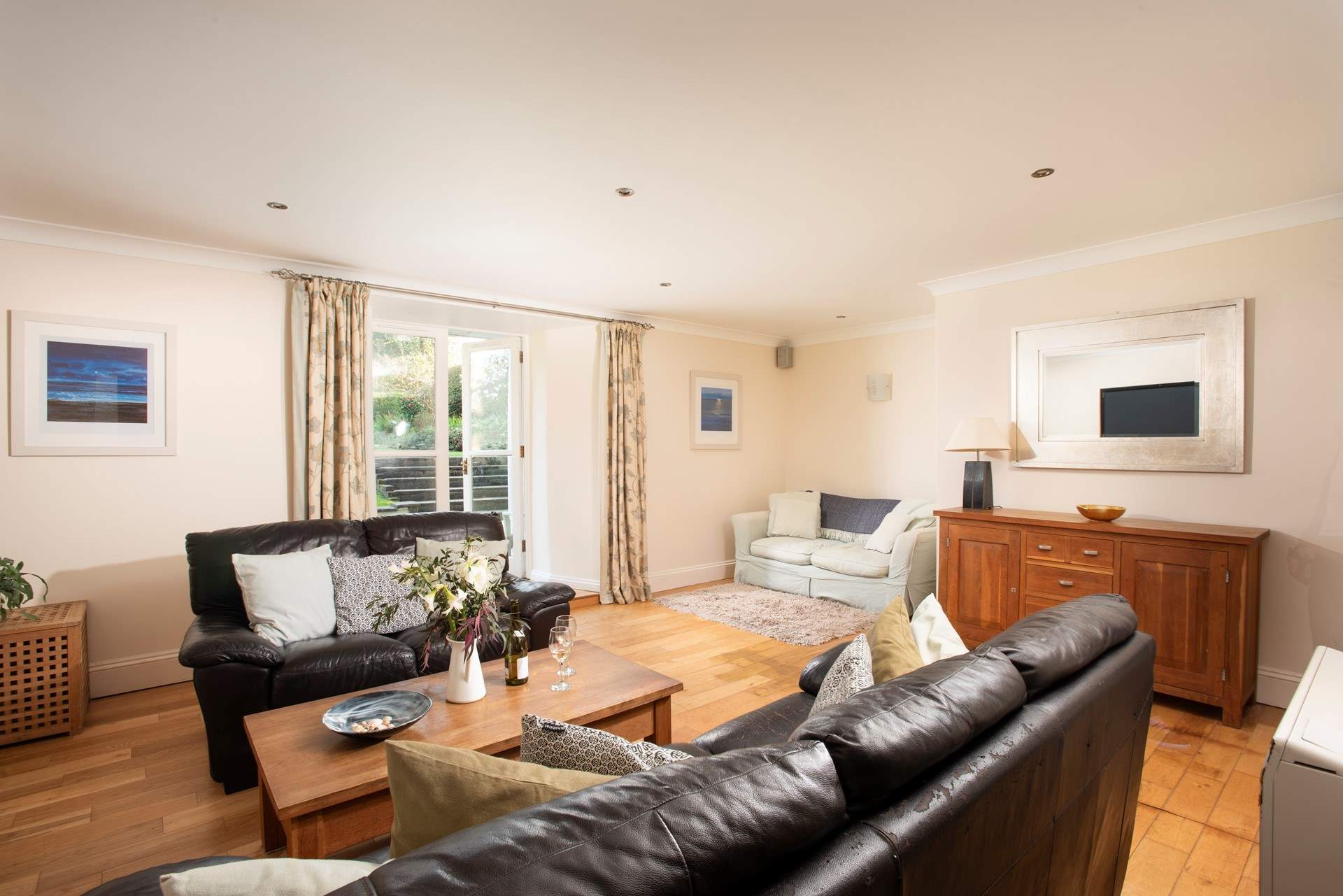 Plenty of seating in the sitting-area.