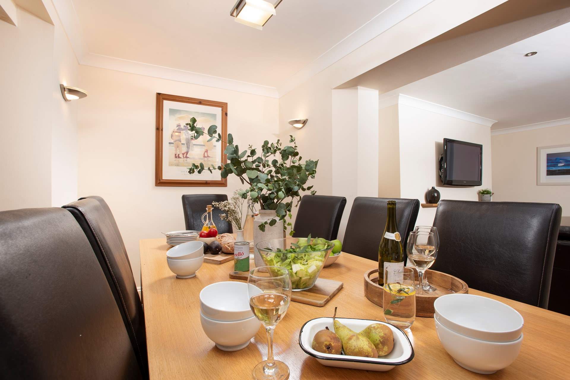 The open plan living area is very sociable.