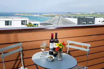 Enjoy an evening glass of wine from the balcony, admiring the sea in the distance.