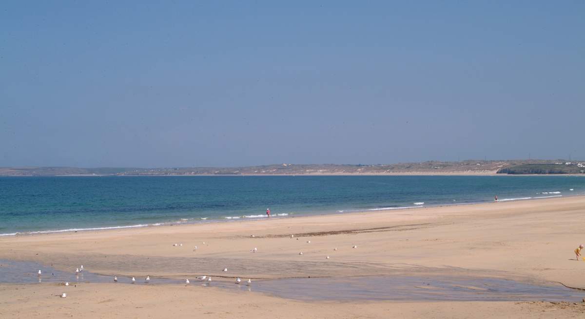 Nearby Carbis Bay is perfect for a picnic.