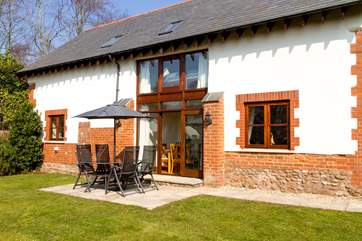 The back of the cottage is a real sun-trap even in the spring and autumn. The garden is fully enclosed so is ideal for families with small children.