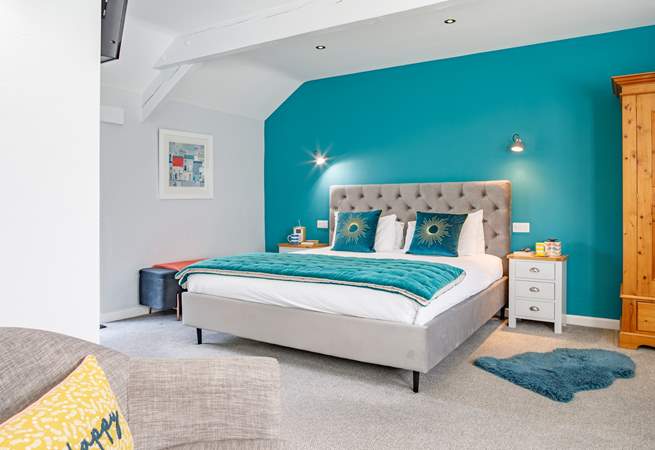 Daydream Cottage has three beautifully appointed bedrooms.