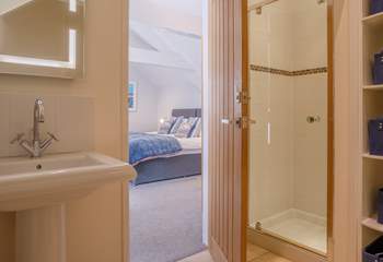 And of course, bedroom 2 has its own en suite shower-room.