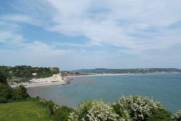 Seaton and Beer are under half an hour's drive away.