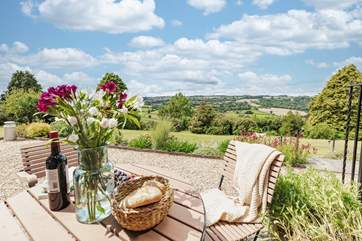 The little patio is an ideal spot from which to admire the spectacular views.