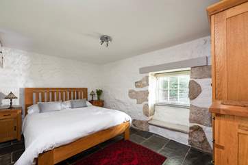 The double bedroom.