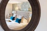 Fabulous decoration and furnishings throughout.