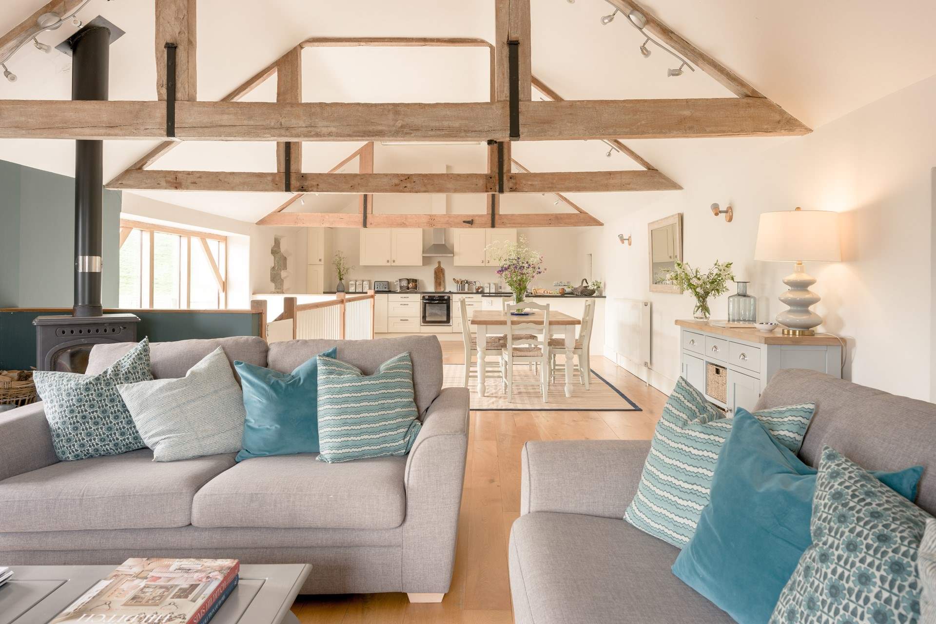 A final look back through this stunning vaulted room.