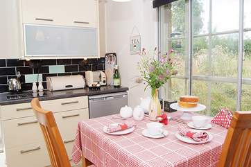 A friendly welcome awaits you in this delightful cottage.