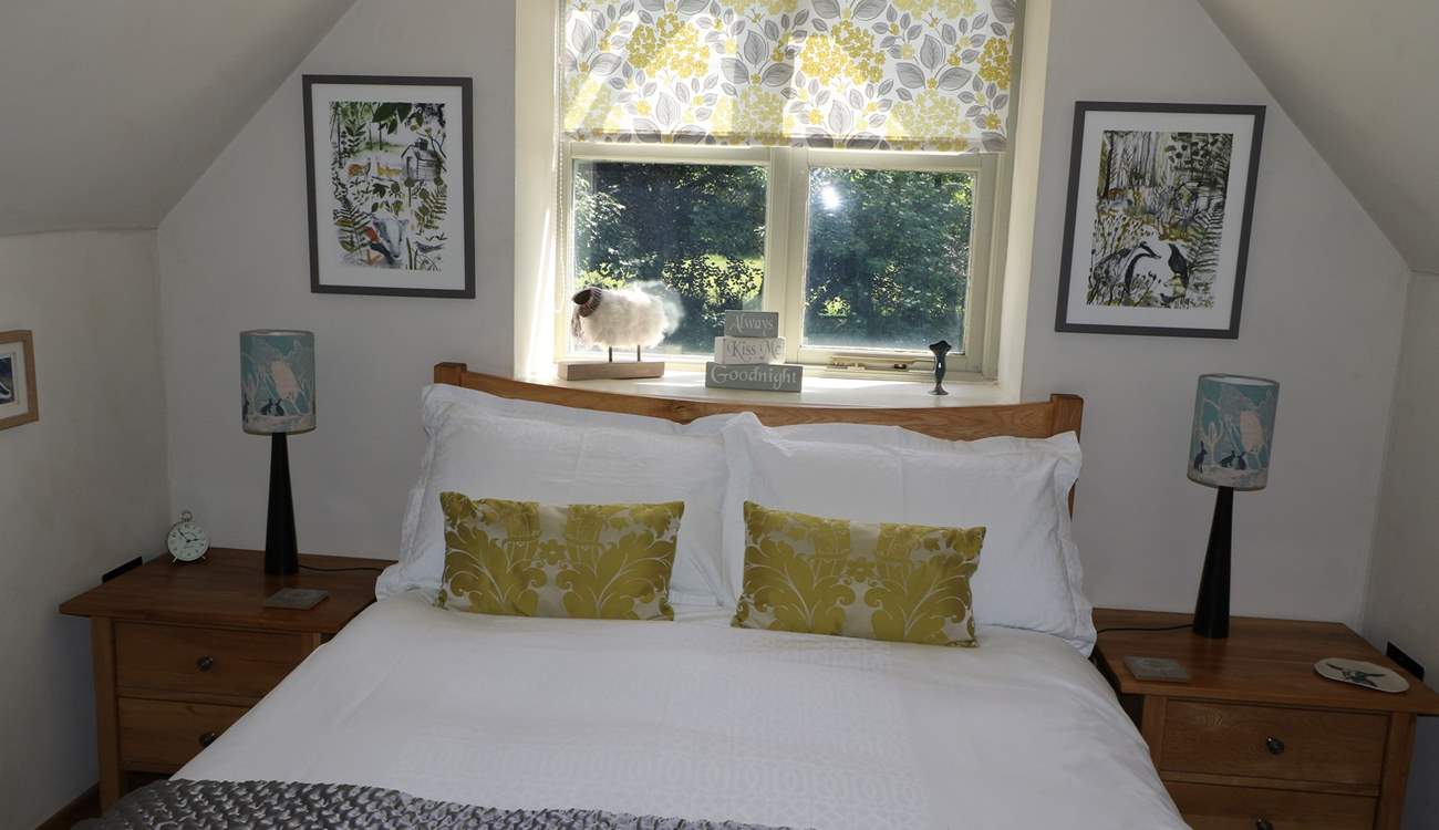 Fabulous Kelly Hoppen bed linens are a bedtime treat.