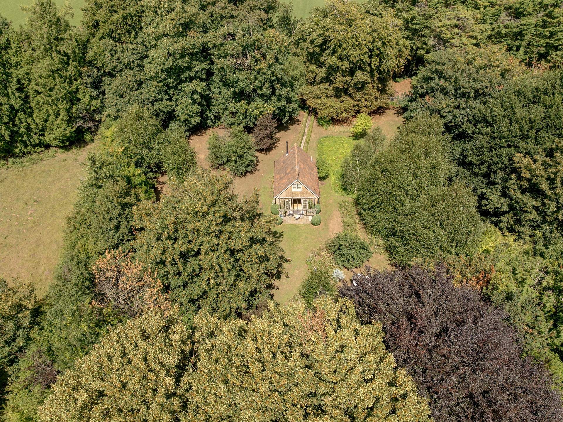 To give a sense of the privacy and beauty of The Pump House