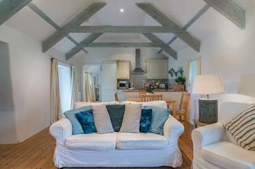 The open plan living area is the ideal place to spend time together.