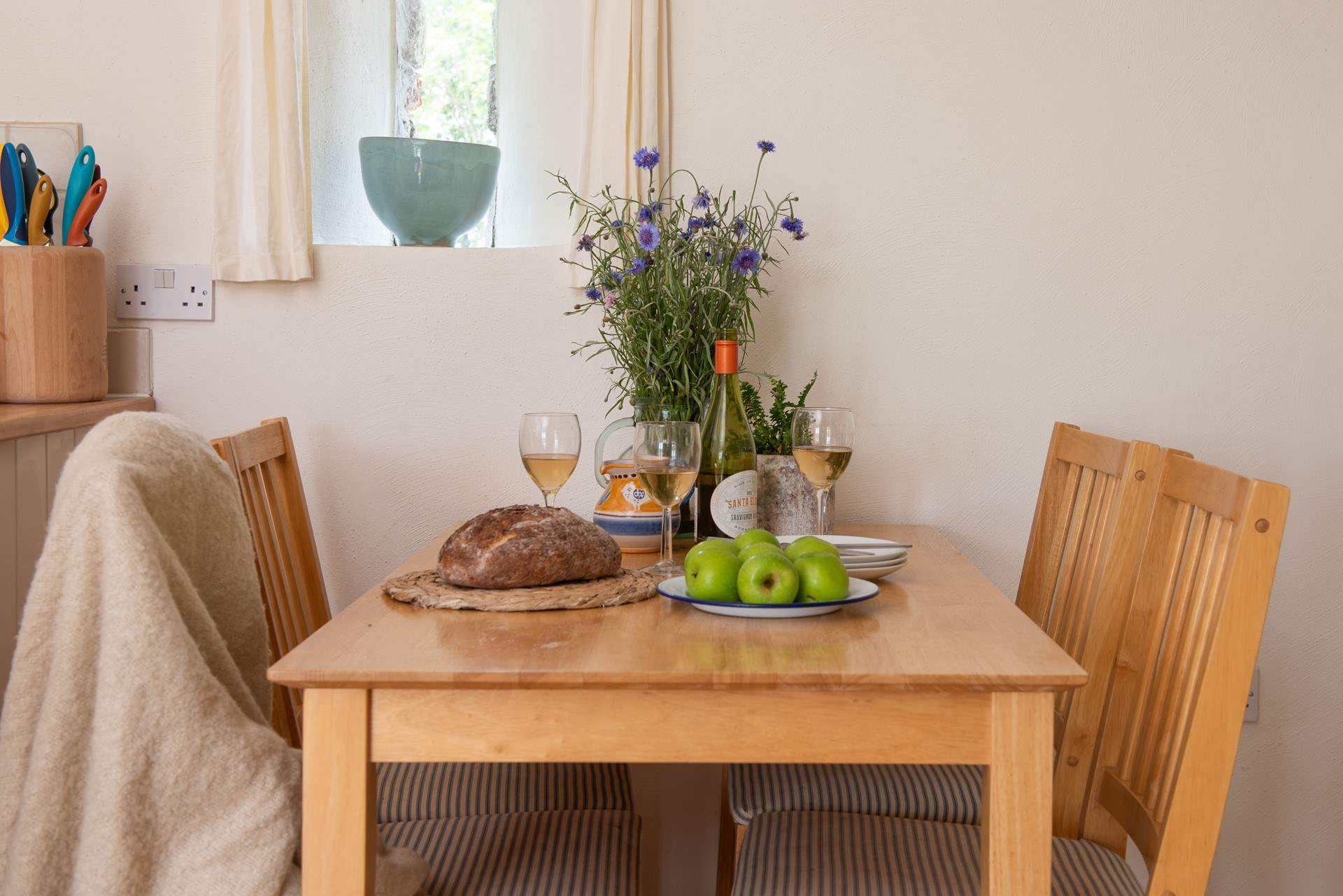 Enjoy leisurely holiday meals at Little Bokelly.