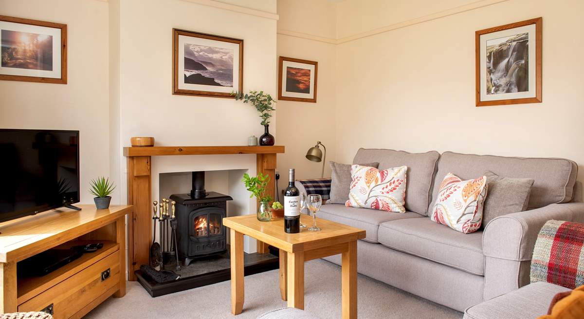 The cosy sitting room.